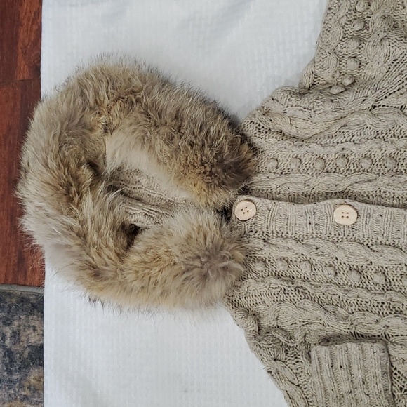 J.crew hand knit ivory cream button  removable fur  hood sweater  size M - Picture 15 of 15